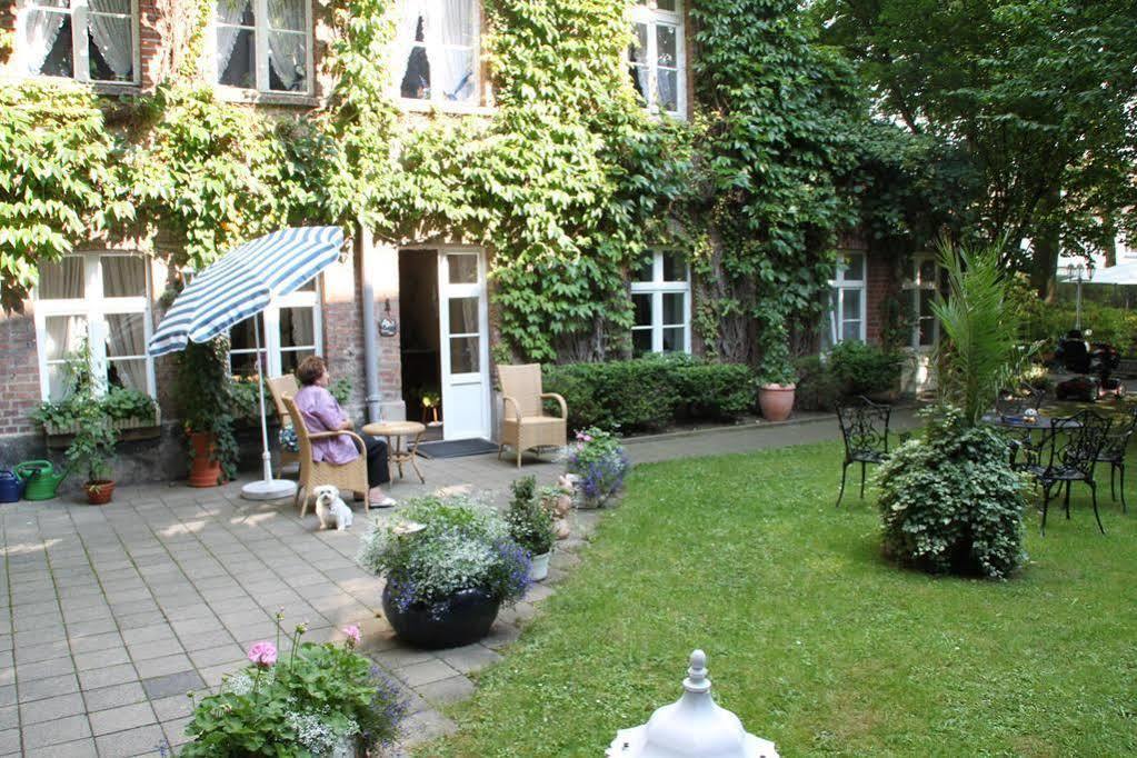 Hotel Villa Konigin Luise บัดเพอร์ทอนท์ ภายนอก รูปภาพ